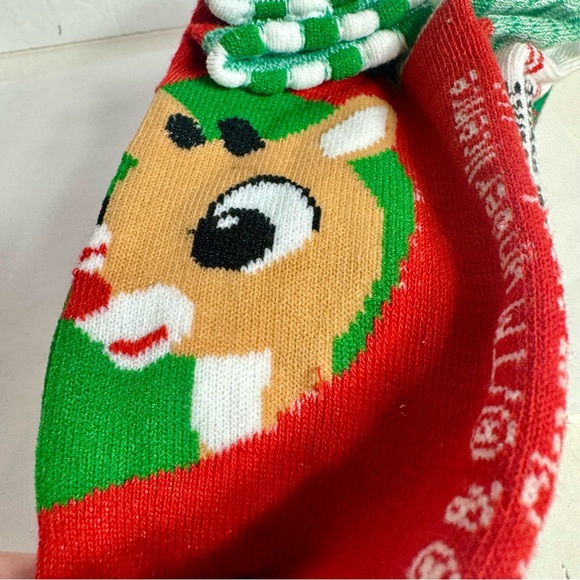 New Christmas themed holiday socks. 9 pairs of trainer socks. - Picture 3 of 12